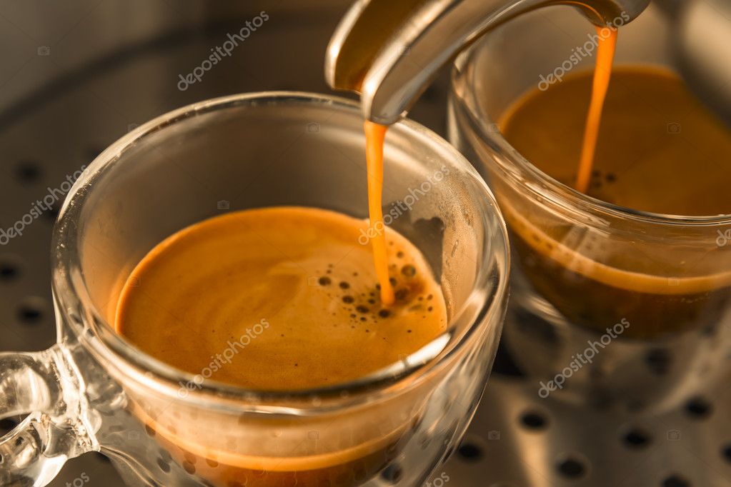 Espresso ristretto con crema scura visto dall’alto